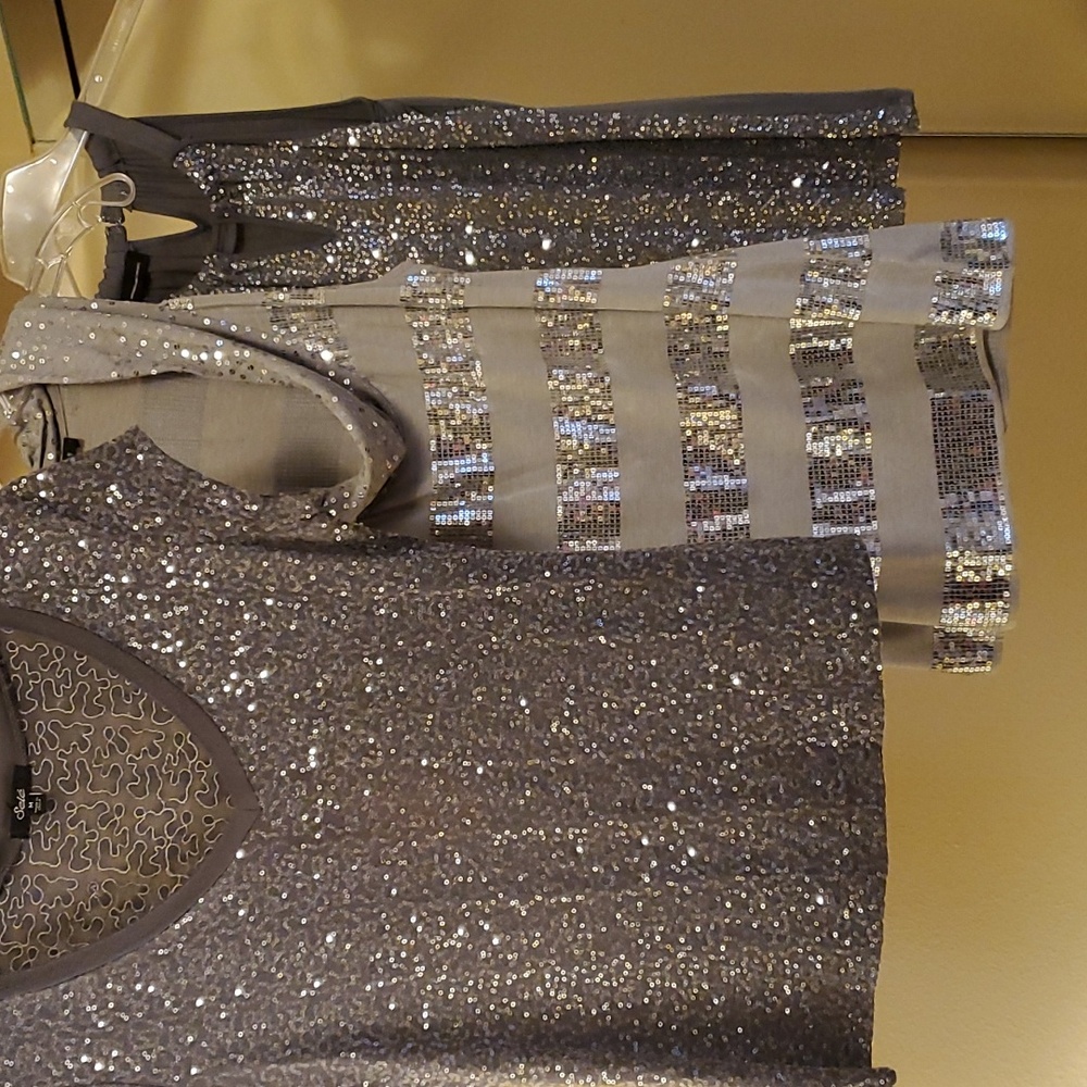 3 sparkly tops sz sm